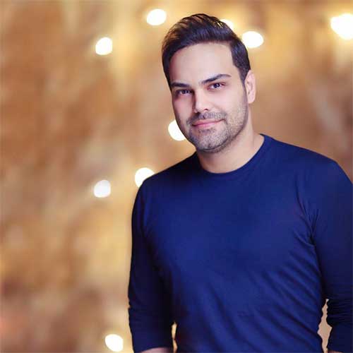 سیامک عباسی ما همو داریم